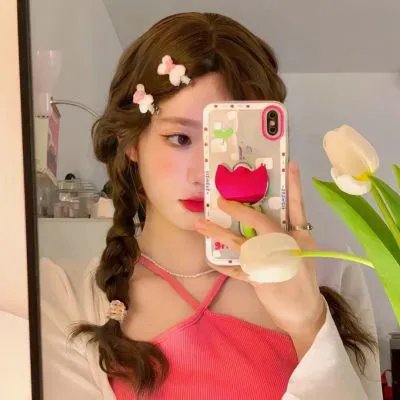 踉跄女孩